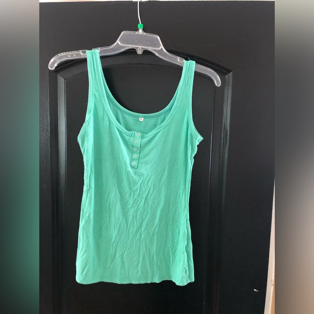 Mint green ribbed tank top
